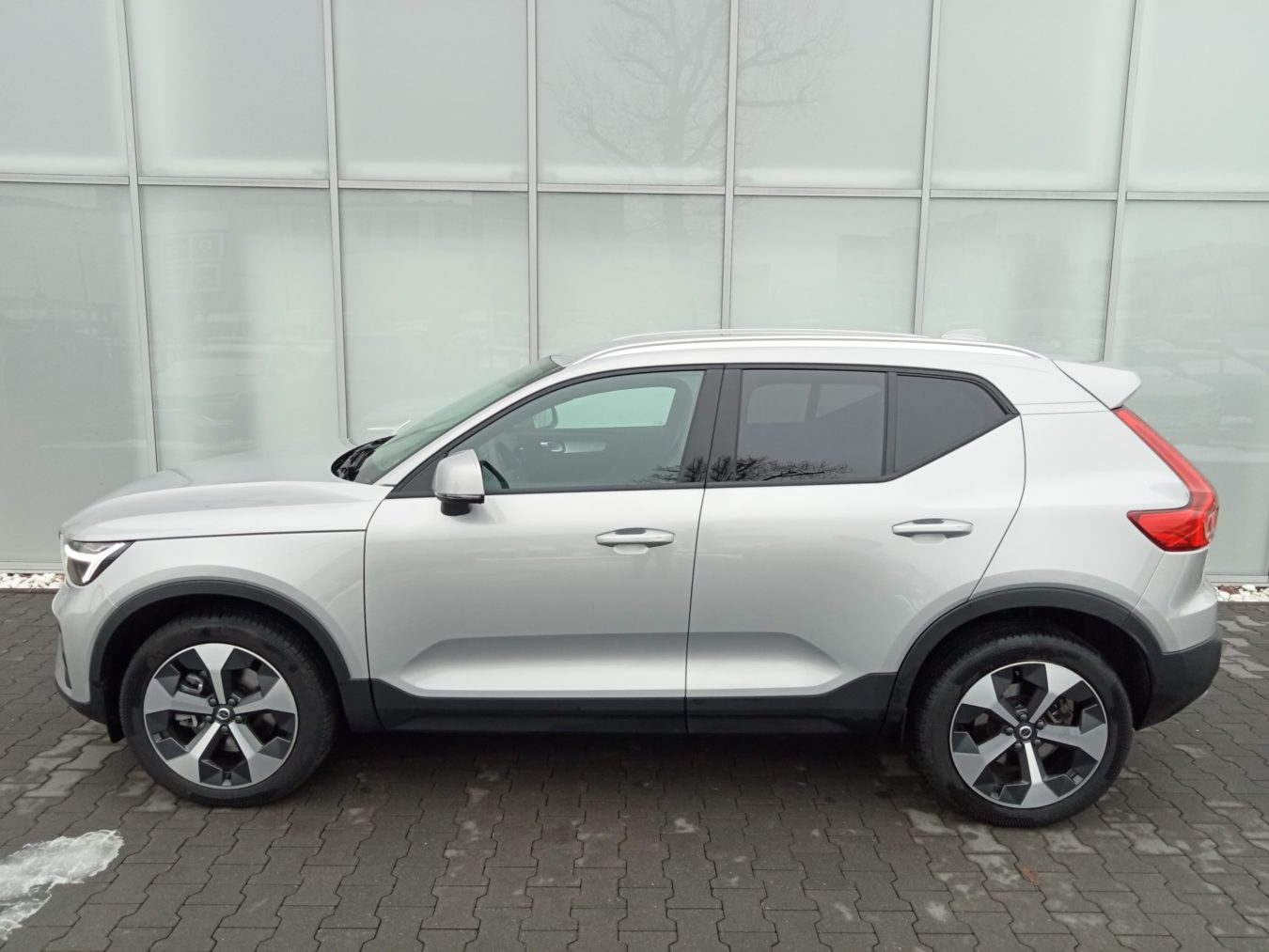 Volvo XC40 B3 Essential Vapour Grey Volvo Car Kalisz